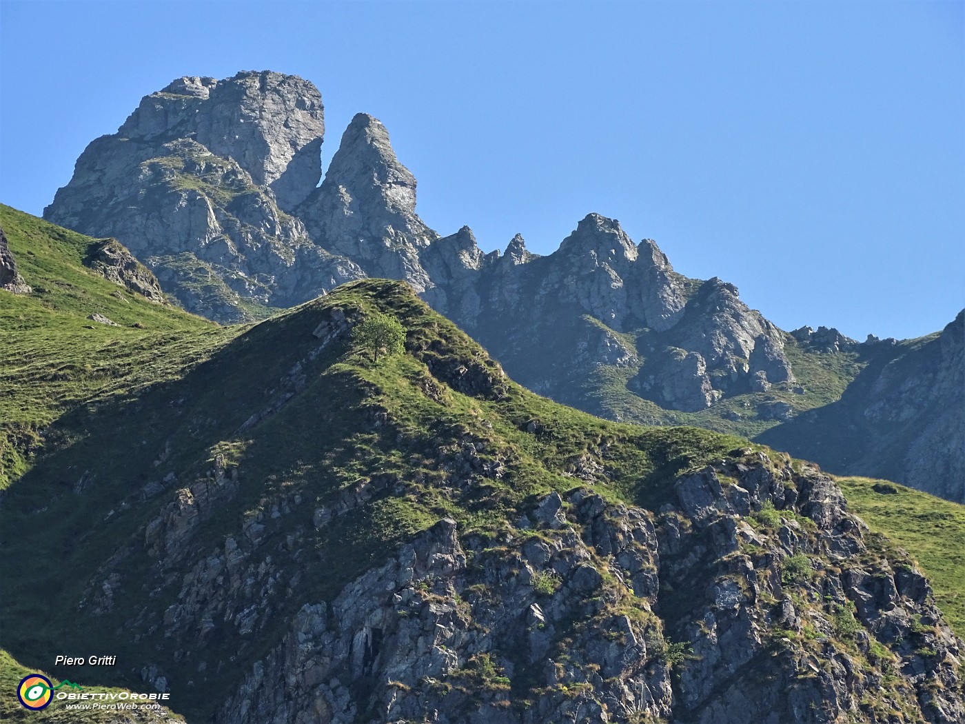 18 Zoom in Valletto (2371 m).JPG